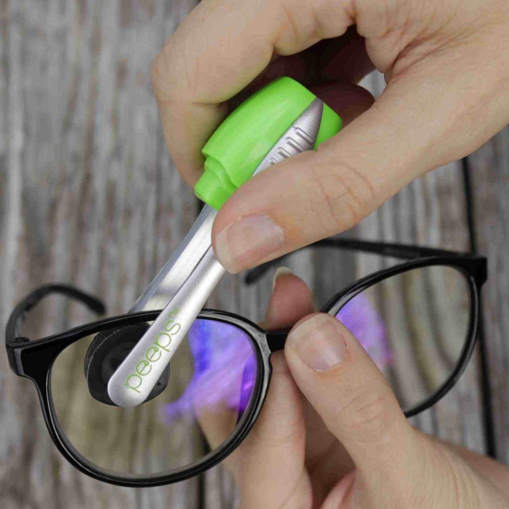 keeps-glasses-crystal-clear-without-a-cloth-talk-tech-daily